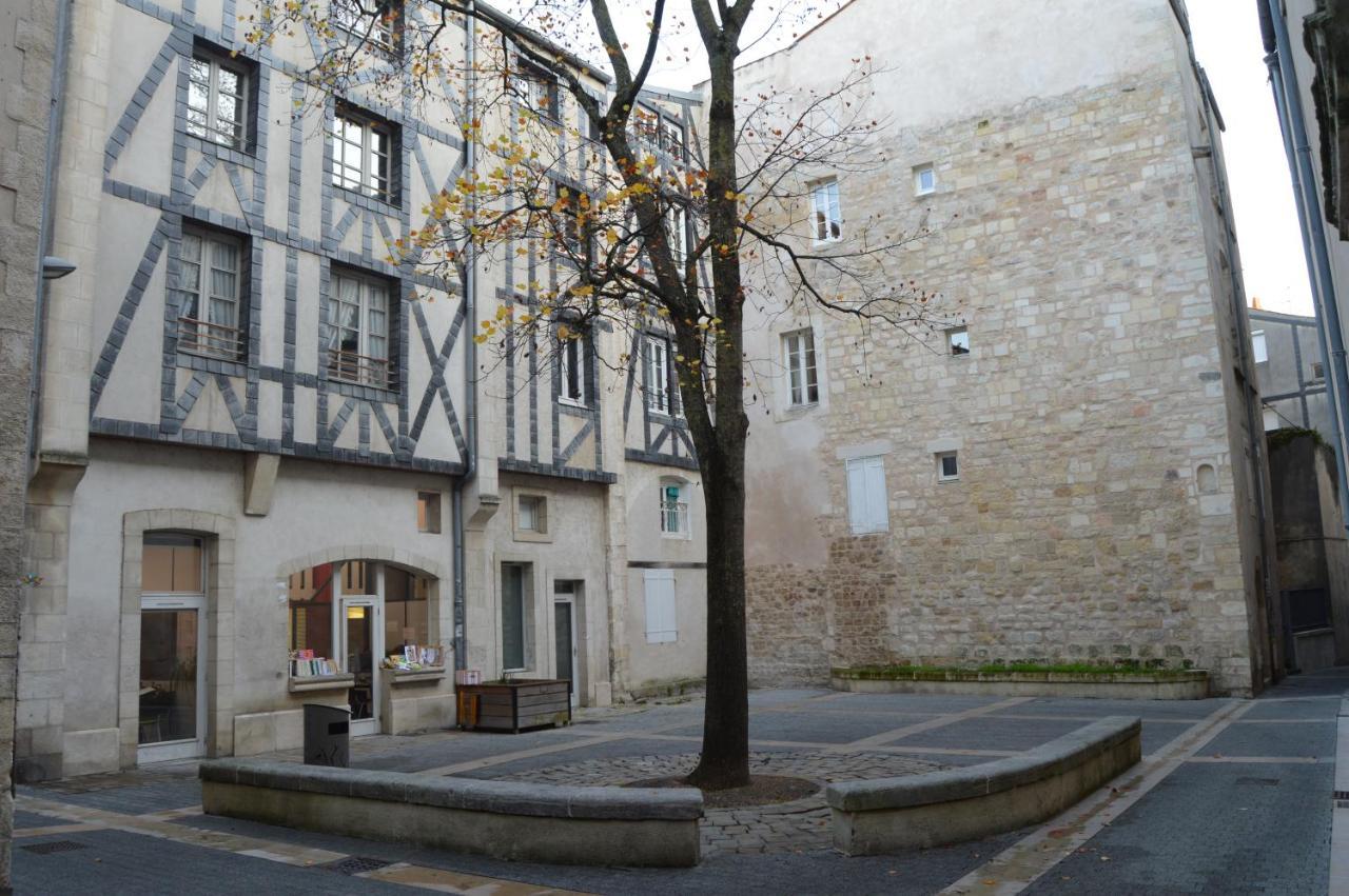 Appartamento - Le Petit Rochelais -Calme&Cosy- Wifi-Netflix La Rochelle  Esterno foto